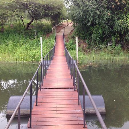 Taranga Safari Lodge รุนดู ภายนอก รูปภาพ