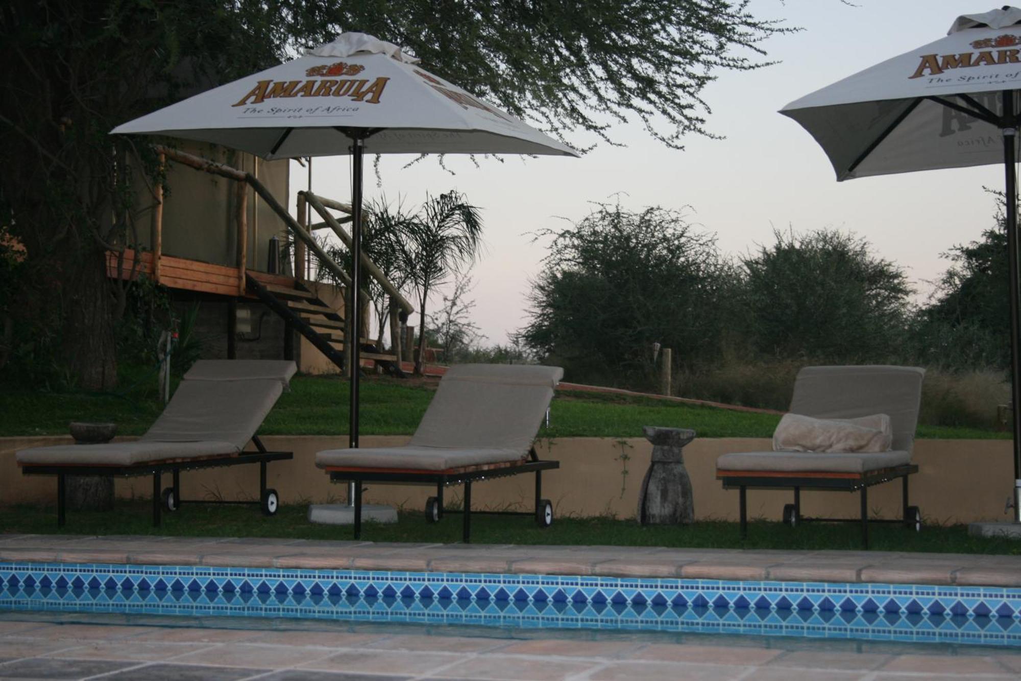 Taranga Safari Lodge รุนดู ภายนอก รูปภาพ