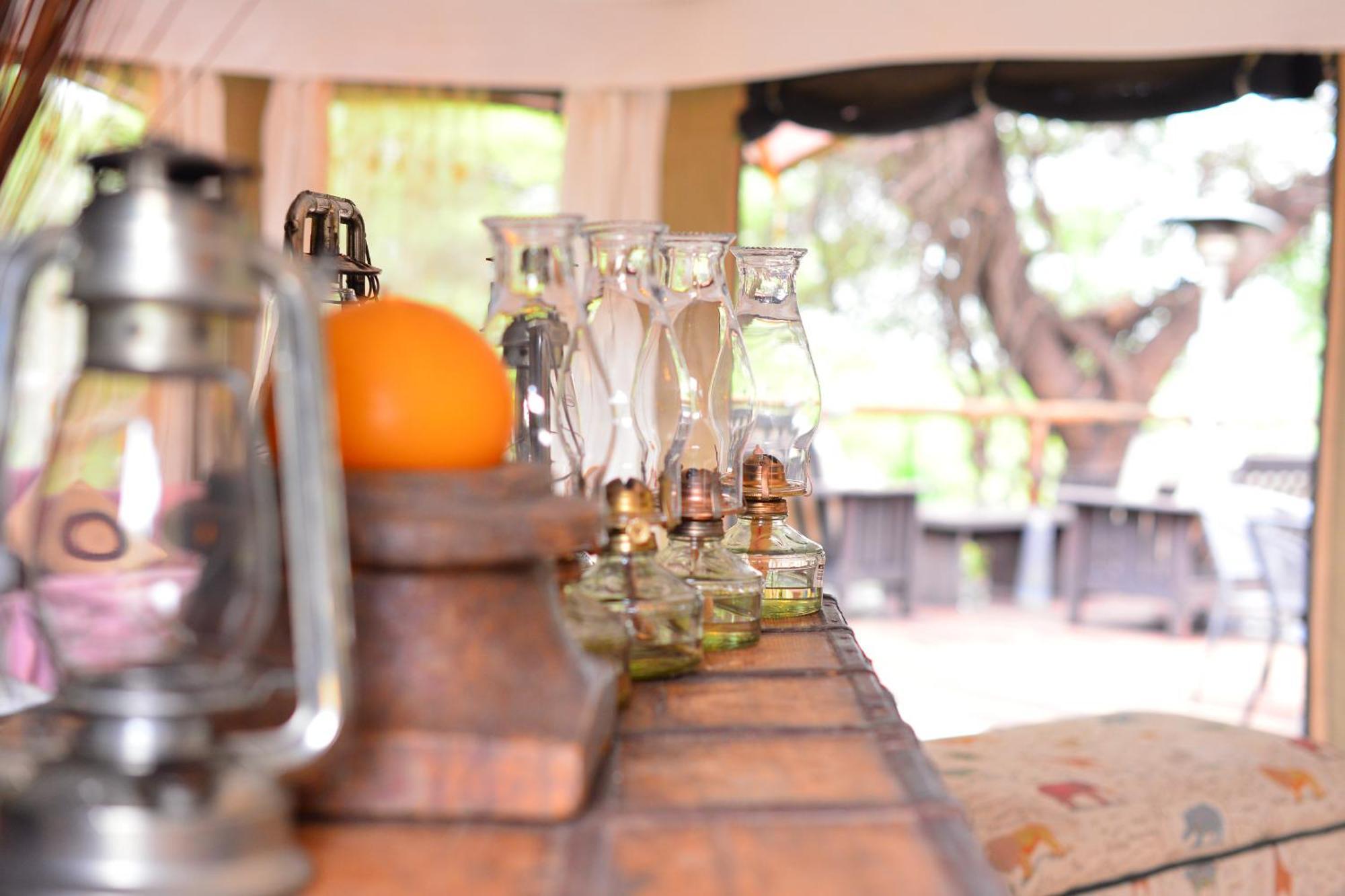 Taranga Safari Lodge รุนดู ภายนอก รูปภาพ