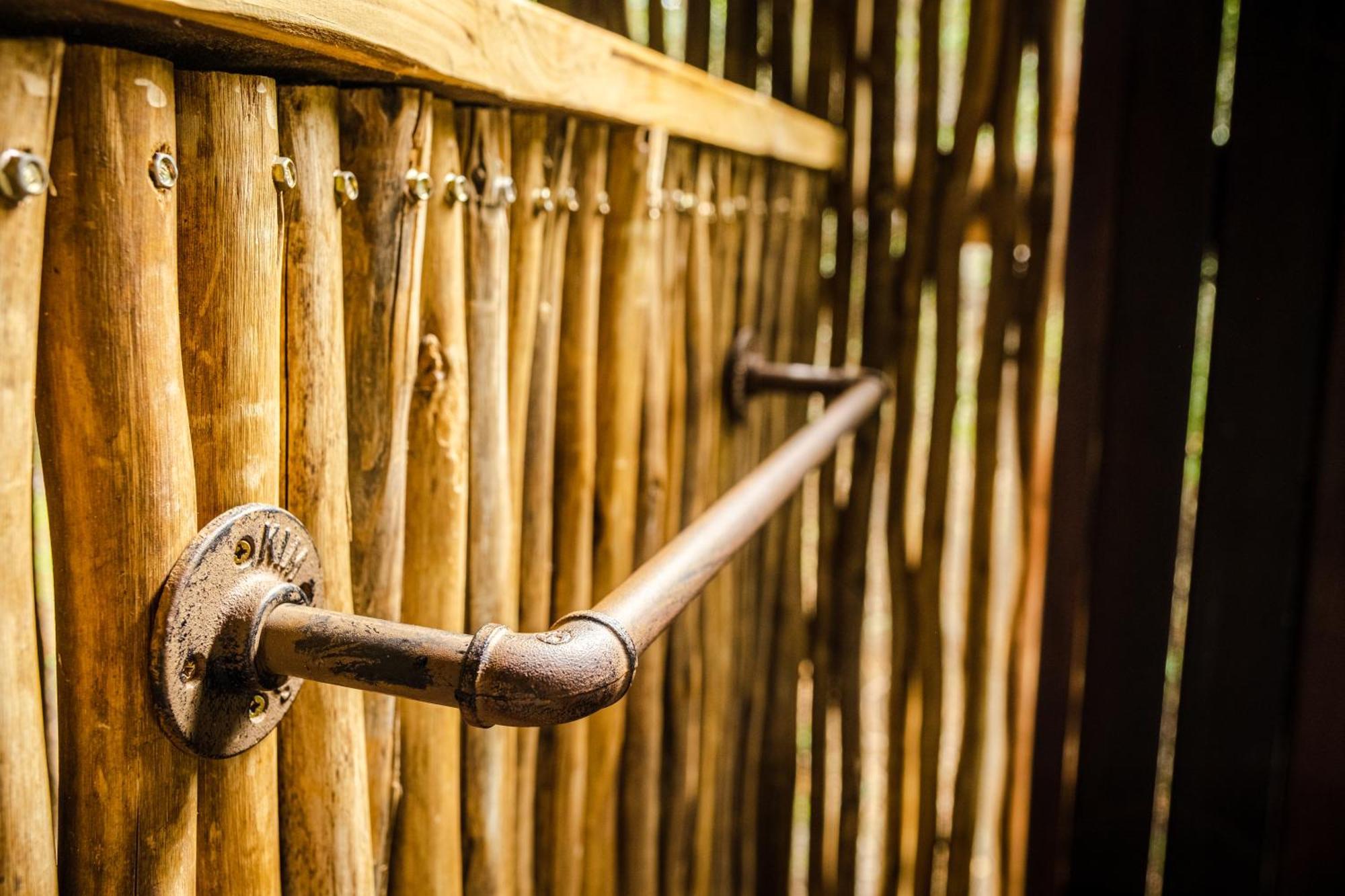 Taranga Safari Lodge รุนดู ภายนอก รูปภาพ