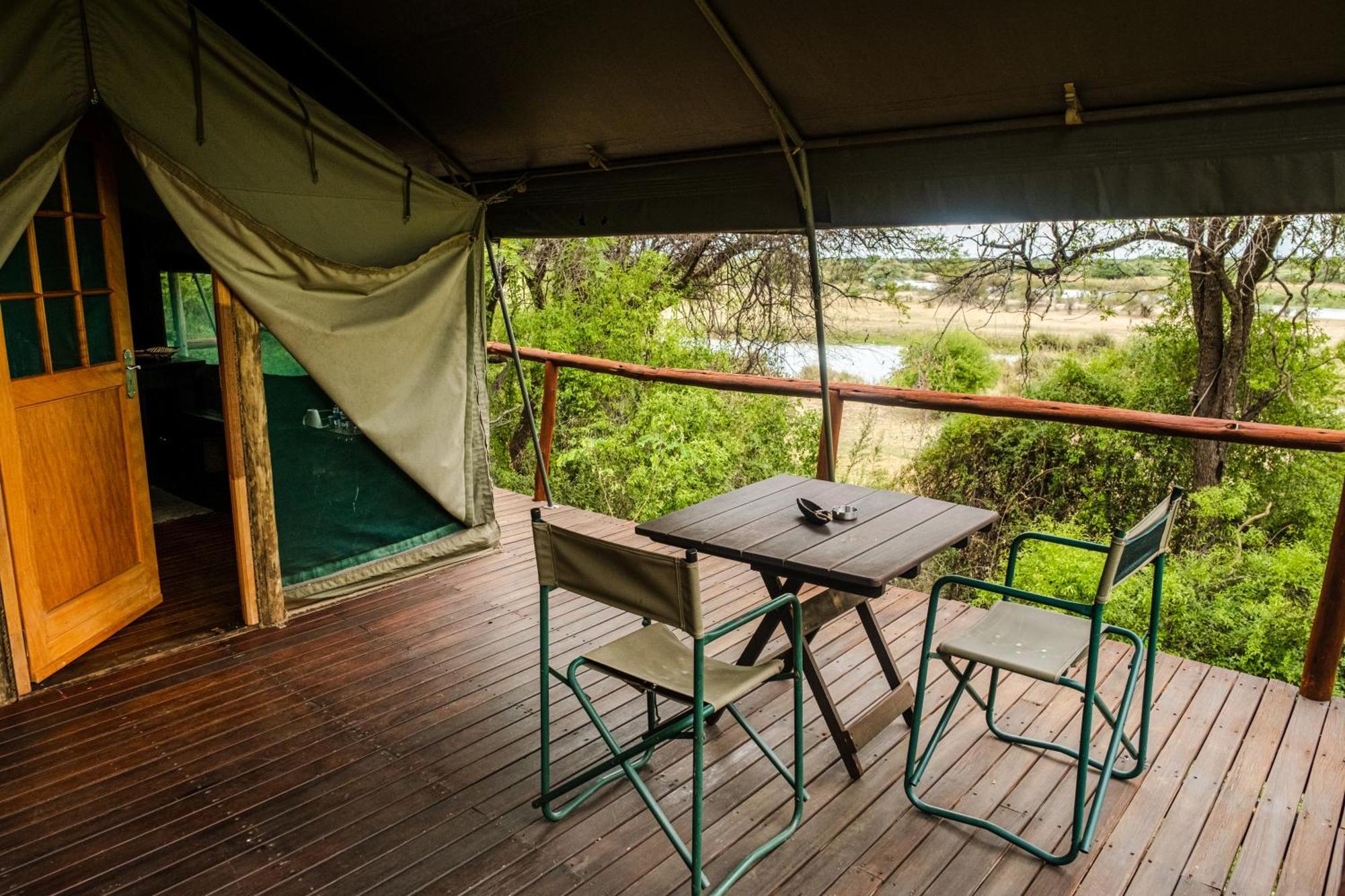 Taranga Safari Lodge รุนดู ภายนอก รูปภาพ