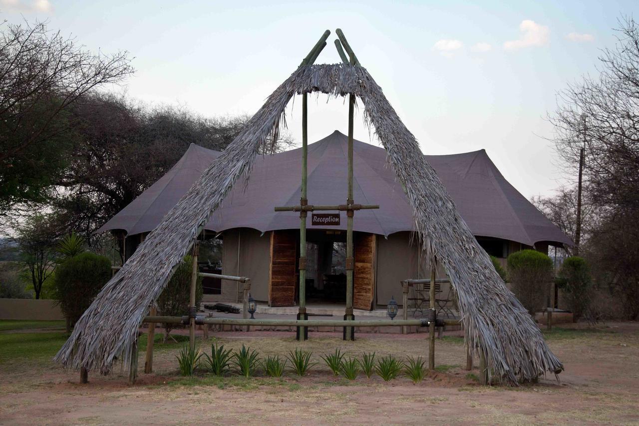 Taranga Safari Lodge รุนดู ภายนอก รูปภาพ