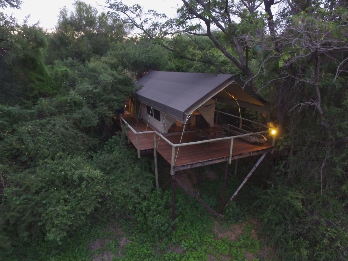 Taranga Safari Lodge รุนดู ภายนอก รูปภาพ